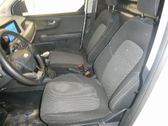 Ford Transit COURIER TREN picture 27