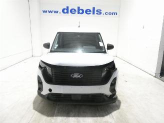 skadebil bedrijf Ford Transit COURIER TREN 2024/8