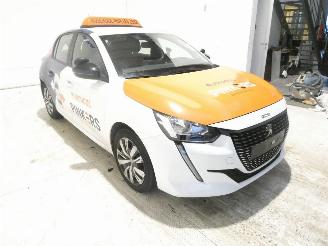 Peugeot 208 II ACTIVE PACK picture 10