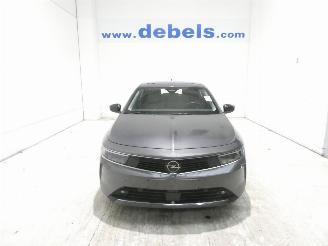 Damaged car Opel Astra EDITION 2022/8