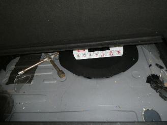 Renault Clio IV GRANDTOUR picture 21