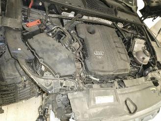 Audi Q5 2.0D SPORT picture 23