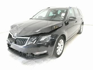 Skoda Octavia AMBITION picture 4