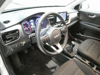 Kia Stonic  picture 15