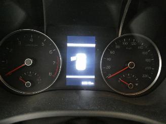 Kia Stonic  picture 13