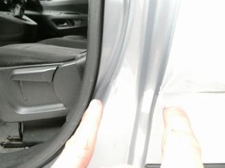 Peugeot  1.5D PARTNER PREMIUM picture 9