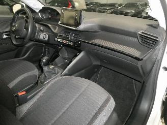 Peugeot 208 II ACTIVE picture 9