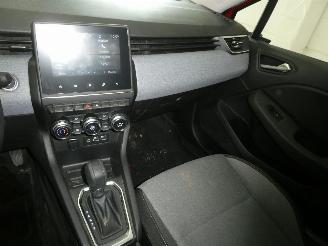 Renault Clio 1.6 E-TECH HYBRYD picture 14