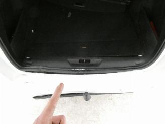 Peugeot 308 1.5D ALLURE PAC picture 13