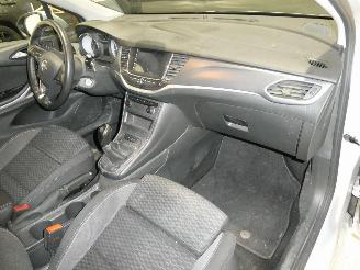 Opel Astra 1.5D EDITION picture 24