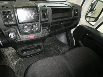 Peugeot Boxer 2.2 D picture 16
