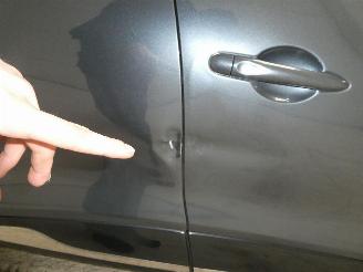 Renault Clio LIMITED picture 9