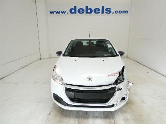 Schadeauto Peugeot 208 1.2 2019/7