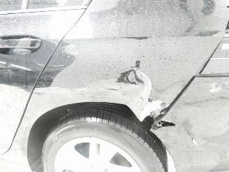 Volkswagen Golf LIFE picture 8