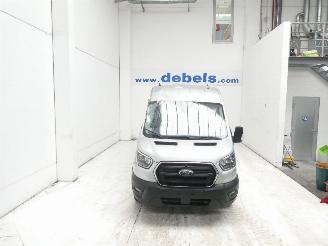 krockskadad bil bedrijf Ford Transit 2.0D TREND 2020/7