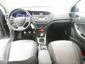 Hyundai I-20 1.4D ACTIVE picture 18
