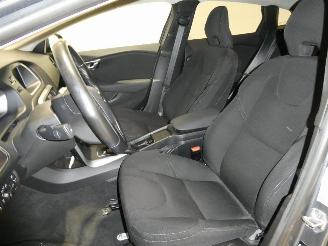 Volvo V-40 2.0D V 40 picture 24