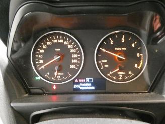 BMW 1-serie 1.5D  D picture 13