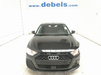 uszkodzony samochody osobowe Audi A1 SPORTBACK 2019/8