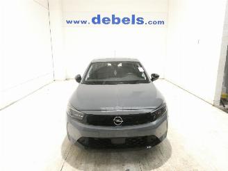 krockskadad bil auto Opel Corsa EDITION 2024/4