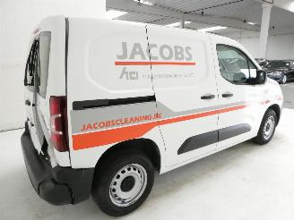 Peugeot Partner 1.5D picture 9