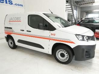 Peugeot Partner 1.5D picture 10