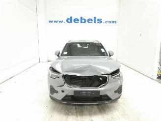 Damaged car Volvo XC40 MOMENTUM 2023/10