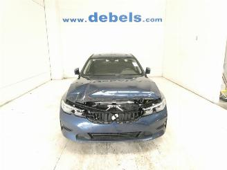 skadebil auto BMW 3-serie D 2022/3