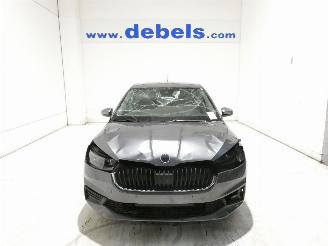 Coche accidentado Skoda Fabia AMBITION 2023/8