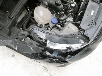 Peugeot 208 II LIKE picture 24