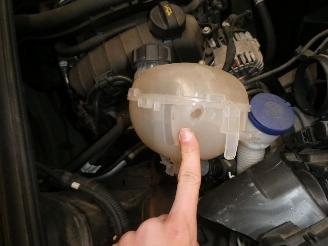 Peugeot 208 II LIKE picture 23