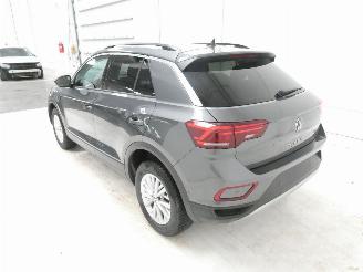 Volkswagen T-Roc LIFE picture 7