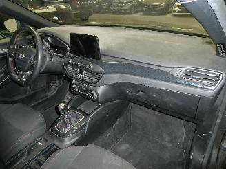 Ford Focus ST-LINE picture 17