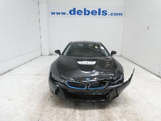 uszkodzony samochody osobowe BMW i8  2016/6