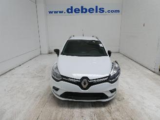krockskadad bil auto Renault Clio IV GRANDTOUR LI 2018/6