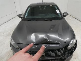 Peugeot 208 ALLURE PURE TECH 1.2 picture 3