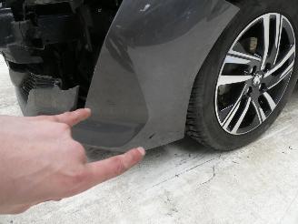 Peugeot 208 ALLURE PURE TECH 1.2 picture 7