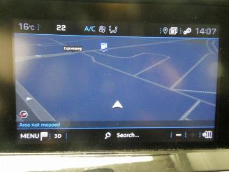 Peugeot 208 ALLURE PURE TECH 1.2 picture 18