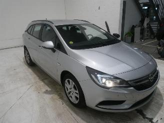 Opel Astra 1.6D  EDITION picture 19