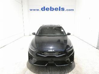 Vaurioauto  passenger cars Kia Cee d SPORTWAGON 1.6 GDI P 2023/7