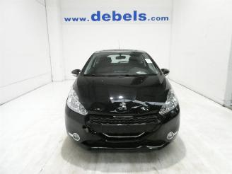 damaged passenger cars Peugeot 208 1.2 ACTIVE 2015/3