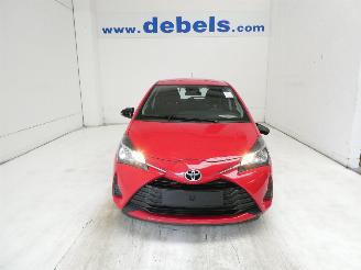 krockskadad bil auto Toyota Yaris 1.0 2019/5