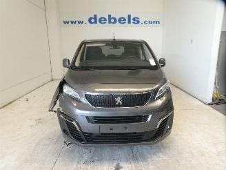 skadebil bedrijf Peugeot Expert 2.0DTRAVELLER ACTIVE 2019/6