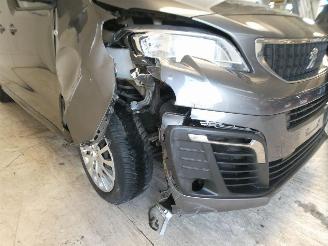 Peugeot Expert 2.0DTRAVELLER ACTIVE picture 11