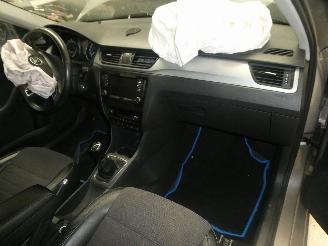 Skoda Rapid AMBITION picture 21