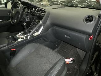 Peugeot 3008 1.2 picture 17