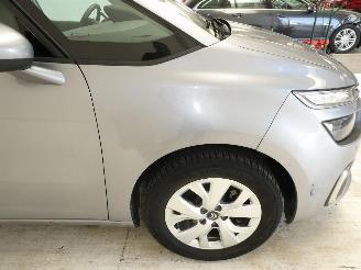 Citroën C4-picasso 1.2 picture 15