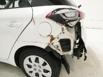 Hyundai I-20 1.3 picture 6