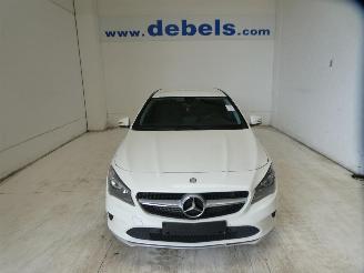 Coche accidentado Mercedes Cla-klasse 200 D 2017/5