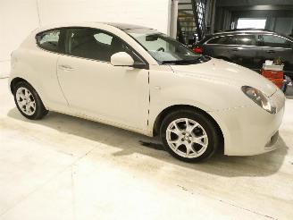 Alfa Romeo MiTo 1.4 DISTINCTIVE picture 13